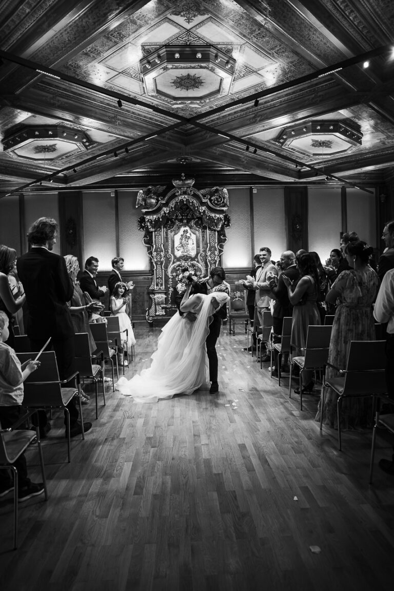 Kiss, Palais Niederösterreich, Hochzeitsfotografin Wien