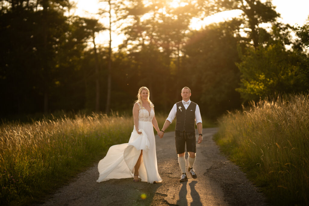 Paarshooting im Sonnenuntergang,Hochzeit Niederösterreich, Heiraten in Niederösterreich